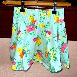 SO Girls Size 7/8 Colorful Tropical Hawaiian Floral Coastal Beach Mini Skirt